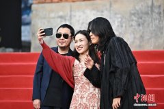 第九届平遥国际电影展举行闭幕红毯仪式